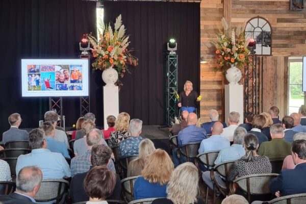 Bedrijfspresentatie locatie huren Oktober 2023 Gasterij presentatie (3) Bedrijfspresentatie locatie huren Oktober 2023 Gasterij presentatie (3)